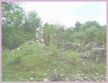 Руины Абхазской стены